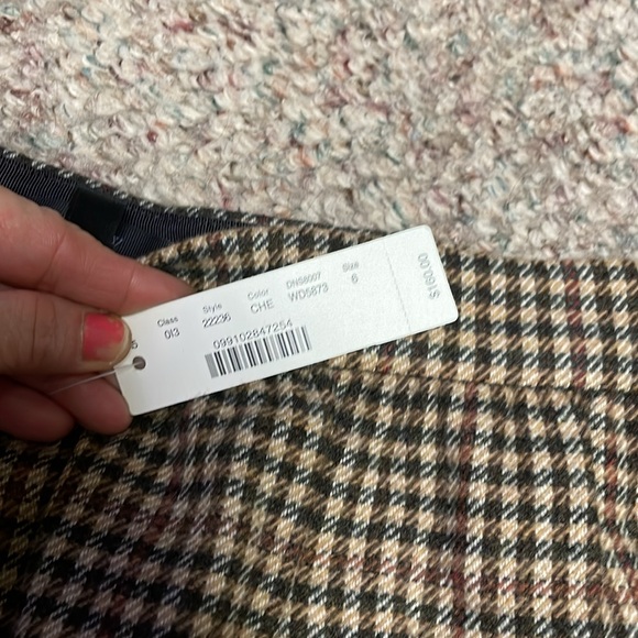 J crew 100% lambswool mini skirt with mixed tweeds - Picture 2 of 10